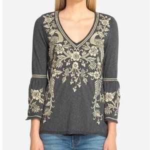 Johnny Was embroidered Kamala Flute sleeve fee in grey M